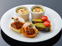 [Evening Afternoon Tea] 9 dishes including seafood and lamb stewed in tomato sauce + 3 hours of all-you-can-drink (April 1st to May 31st)