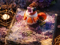 【周年庆～绣球花盛开～（4月14日～）】包含特调鸡尾酒祝酒 ☆ 绣球花礼盒 ★ 特别春季套餐（含祝酒和草莓心形蛋糕）