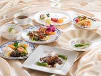 【料理長おすすめコース】クラゲ入り前菜、国産牛ヒレ肉と旬野菜の炒めなど全7品