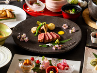 (From March) [Kuromatsu ~SAKURA~] Nine dishes in total, including Sakura-jime rockfish, Japanese black beef, freshly cooked Sakura trout and trout roe in a clay pot, and more