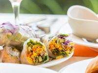 国際女性Day　ミモザカクテル付き【日曜日限定】サンデーブランチ×春のストロベリーフェア　¥5800