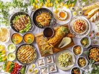 【Web予約 / ソフトドリンク2時間飲み放題付き】平日 春ランチビュッフェ　大人（4名様～）