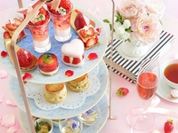[Special price only on weekends and holidays] Strawberry Garden ― Bloom Pink Afternoon Tea + 30 Free Flow Beverages