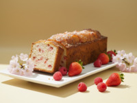 TAKEOUT "苺　桜　パウンドケーキ"