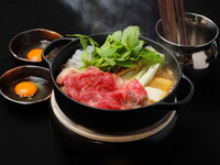 黒毛和牛のすき焼き御膳　食後のカフェ・甘味付き　4,500円