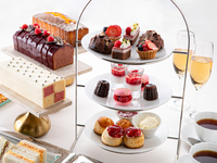 春の苺アフタヌーンティーセット【個室限定6名様以上】