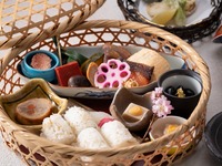 Cherry blossom viewing meal