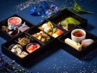 【2026年6月～】五段重アフタヌーンティーセット『夏の京KASANE』＋小さなお土産付