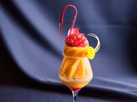 【コーヒー・紅茶付き】スワンパフェ～宮崎マンゴー～