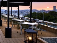 [Chair seating] Preschool children (3 years old and above)