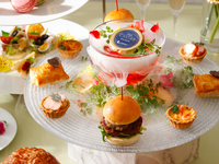 ④プレミアムアフタヌーンティー 【チェリーローズアフタヌーンティー with リンツチョコレート】　