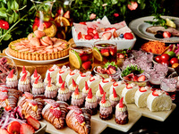 【4/18・19限定】いちごモクテルなどお好きなドリンク1杯付★旬のいちごを心ゆくまで堪能いちごサラダブッフェ♪ーBloom Strewberry Buffetー