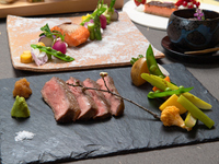 [March and April] Grilled beef sirloin and clam rice pot course "Wagetsu" (includes 3 hours of all-you-can-drink soft drinks)