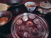 桜わらびとほうじ茶