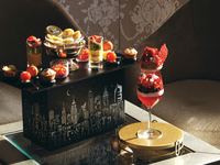 平日：「いちご＆ローズパフェ」Stand Nigh付