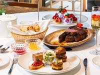 EXPERIENCE　STRAWBERRY AFTERNOON　TEA