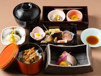 【四季彩】サラダ・デザート・スープ・コーヒービュッフェ付き