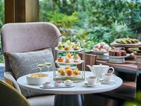 メロンと日本茶のフレンチアフタヌーンティー