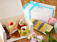 【4/1～お持ち帰り専用】ケーキパーティバーレル＜スイーツ５個＆TWGティー５種類＞  ― ホテルラウンジのスイーツを、おうちで ―  