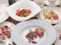 【平日ランチ限定】お得なウィークデイランチコース <4月>　◇ お得に楽しむフルコースランチ ◇