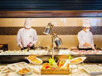 サンデーディナーブッフェ＜シニア(65歳以上)＞