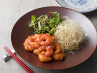 東天紅オリジナル海老のチリソース炒め