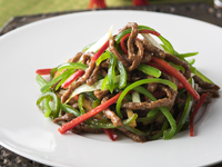 牛肉とピーマンの細切り炒め