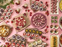 【Afternoon Buffet】Straw Very Berry〈Weekdays〉