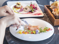 평일 한정! 주간 프리미엄 점심 코스☆