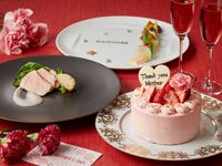 【★母の日のお祝いにおすすめディナー★】乾杯酒＆ミニブーケのプレゼント！お祝いのホールケーキ付・メインは鰆＆オーストラリア産牛サーロインのフルコース全5皿