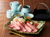 【15周年記念】和牛の最高峰「松阪牛」すき焼きコース