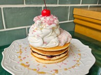 【3/20～4/30  期間限定】ハーフサイズさくら香るチェリーパンケーキ