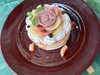 【5/1～6/30  期間限定】ハーフサイズピーチフロマージュパンケーキ