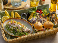 ビアテラスプラン(ディナー)/スパイス香る4品のお料理＋14種類の飲み放題