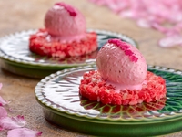 個室確約　春の【新宿うしみつ開店記念コース】新宿うしみつの開店を記念したコースです。和牛の蟹いくらユッケドッグ、春のウフマヨユッケ、厳選ヒレ肉のブリオッシュサンドをご提供。