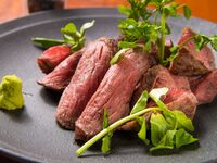 【特選コース(料理のみ)】馬刺しも入ったアップグレードプラン。会食・接待向けコース。