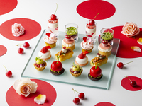 Cherry ＆ Rose Afternoon tea with glass champagne