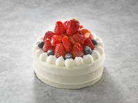 バースディケーキ（5号／約15㎝）5,300円