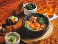 [Private room seating] Lunch only! Stone-grilled oyakodon (chicken and egg on rice) for 2 or more