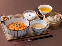 【ランチ】南国酒家　チャイナボウルランチ　Ｂ　【天津飯】