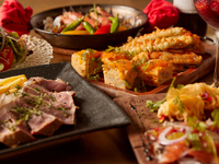 [A hearty dinner] A total of 7 popular dishes including an appetizer, Spanish omelet, main course chicken, paella with your choice of flavor, and homemade pudding!