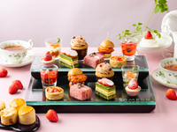【A relaxing 3-hour session】　　　　　　　　　　　　　　　　　　　　　　　　　Summer Strawberry Afternoon Tea ★ Sundays before holidays (18:00 reservation) 【Limited to weekend evenings with live jazz performances】