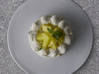 【5/1〜】季節のショートケーキ メロン 丸型 4名様分【 ¥4,400円(税別) 】