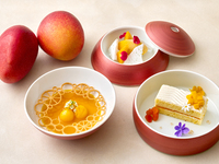【三段重の季節のスイーツボウル付き】エクスぺショネル（平日）￥16,000
