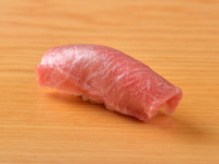 季節のつまみと握りのおまかせ 22,000円（税込）～
