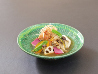【テイクアウト】季節野菜と鶏肉のみぞれ餡かけ