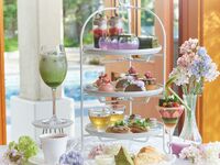 ◇◆10%OFF◆◇2時間カフェフリー【土日祝：濃厚宇治抹茶＆ほうじ茶のパフェ＜ミニサイズ＞付き】🍓いちごも楽しむ🍓抹茶と紫陽花のアフタヌーンティ with 祇園辻利