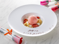 【母の日プラン】ワインテイスティング付きランチBコース+メッセージプレート付きデザート+ソープフラワー