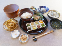 [Lunch] Shirasu Gozen (Whitebait Set Meal)