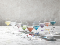 【平日だからお得プラン】もっと恋するいちごアフタヌーンティー+選べる推し活9色ドリンク+３時間滞在可 お土産付(カウンター)